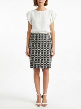New Ann Taylor 100% Cotton Black White Embroidered Pencil Skirt, Size 6